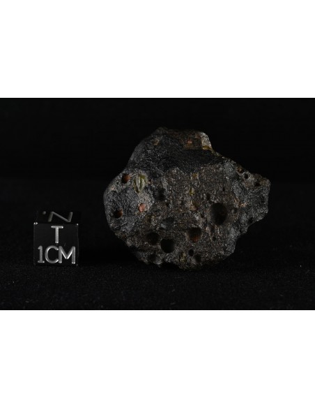 Oued Namous 001 – Angrite Meteorite (27.09 g)