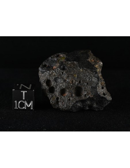 Oued Namous 001 – Angrite Meteorite (27.09 g)