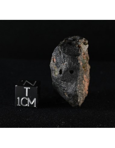 Oued Namous 001 – Angrite Meteorite (27.09 g)