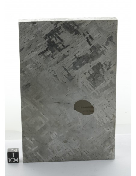 Cape York Meteorite Slice 1133 g | Thick Slice Widmanstätten Pattern