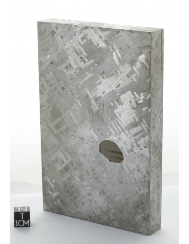 Cape York Meteorite Slice 1133 g | Thick Slice Widmanstätten Pattern