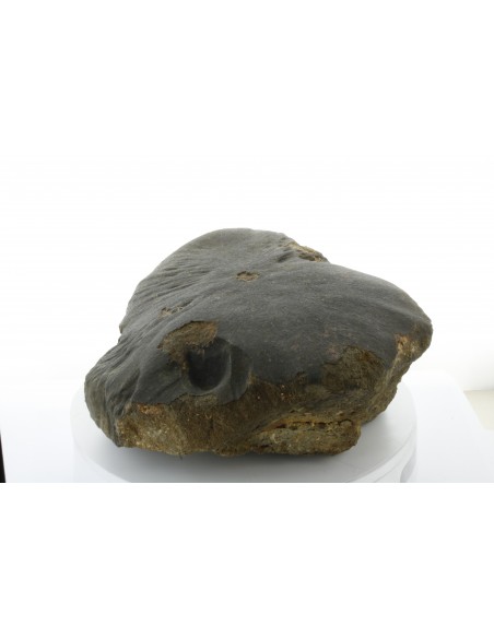 Oriented Chondrite Meteorite 9.85 kg | Shield Shape & Flow Lines