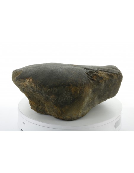 Oriented Chondrite Meteorite 9.85 kg | Shield Shape & Flow Lines