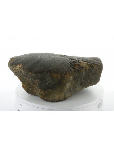 Oriented Chondrite Meteorite 9.85 kg | Shield Shape & Flow Lines