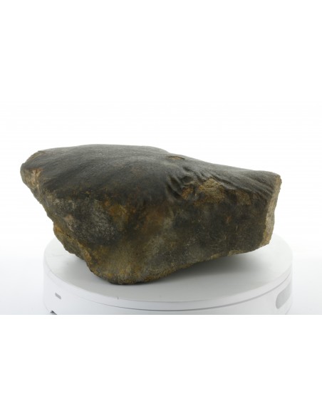 Oriented Chondrite Meteorite 9.85 kg | Shield Shape & Flow Lines