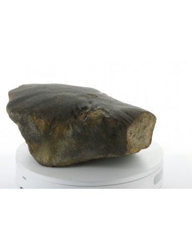 Oriented Chondrite Meteorite 9.85 kg | Shield Shape & Flow Lines