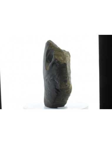 Oriented Chondrite Meteorite 9.85 kg | Shield Shape & Flow Lines