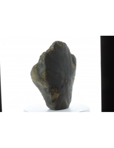 Oriented Chondrite Meteorite 9.85 kg | Shield Shape & Flow Lines