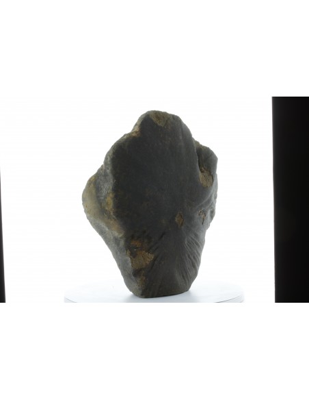 Oriented Chondrite Meteorite 9.85 kg | Shield Shape & Flow Lines