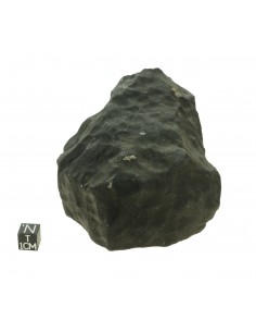 Exceptional Benenitra Meteorite 795 g – Complete L6 Chondrite